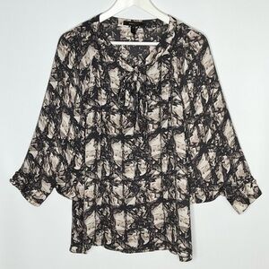 BCBGMAXAZRIA top Silk Tie Keyhole Neck  print relaxed blouson sleeve  medium